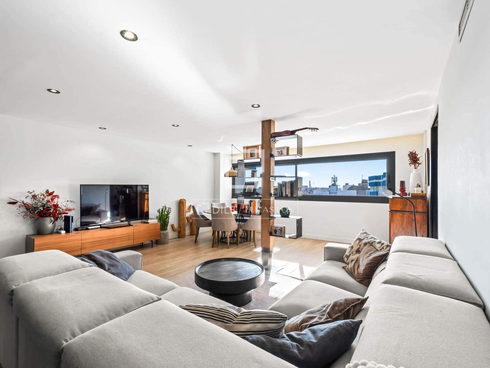 4 bedroom Apartment for sale in Alicante / Alacant city with garage - € 680,000 (Ref: 9558890)