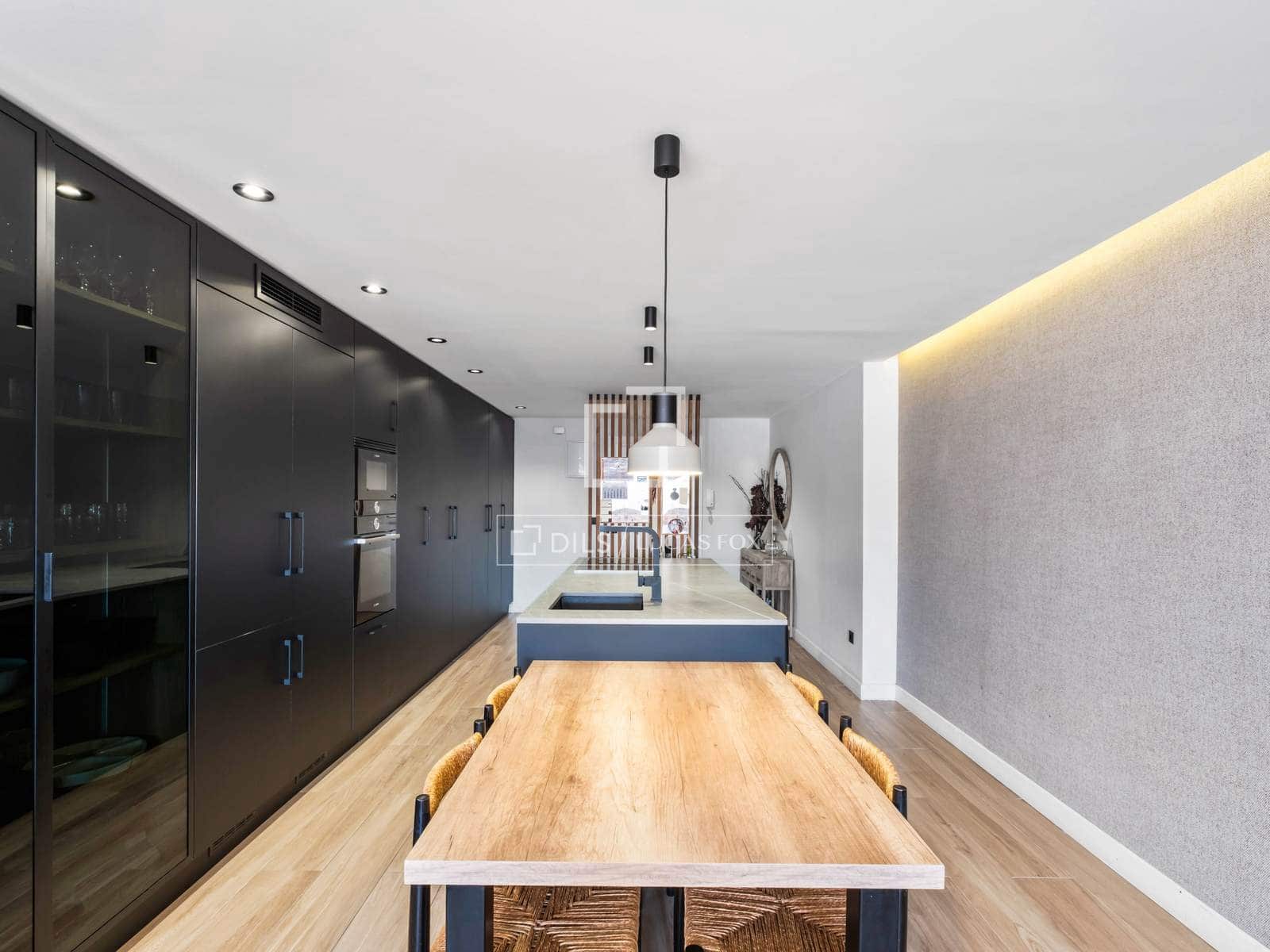 4 bedroom Apartment for sale in Alicante / Alacant city with garage - € 680,000 (Ref: 9558890)