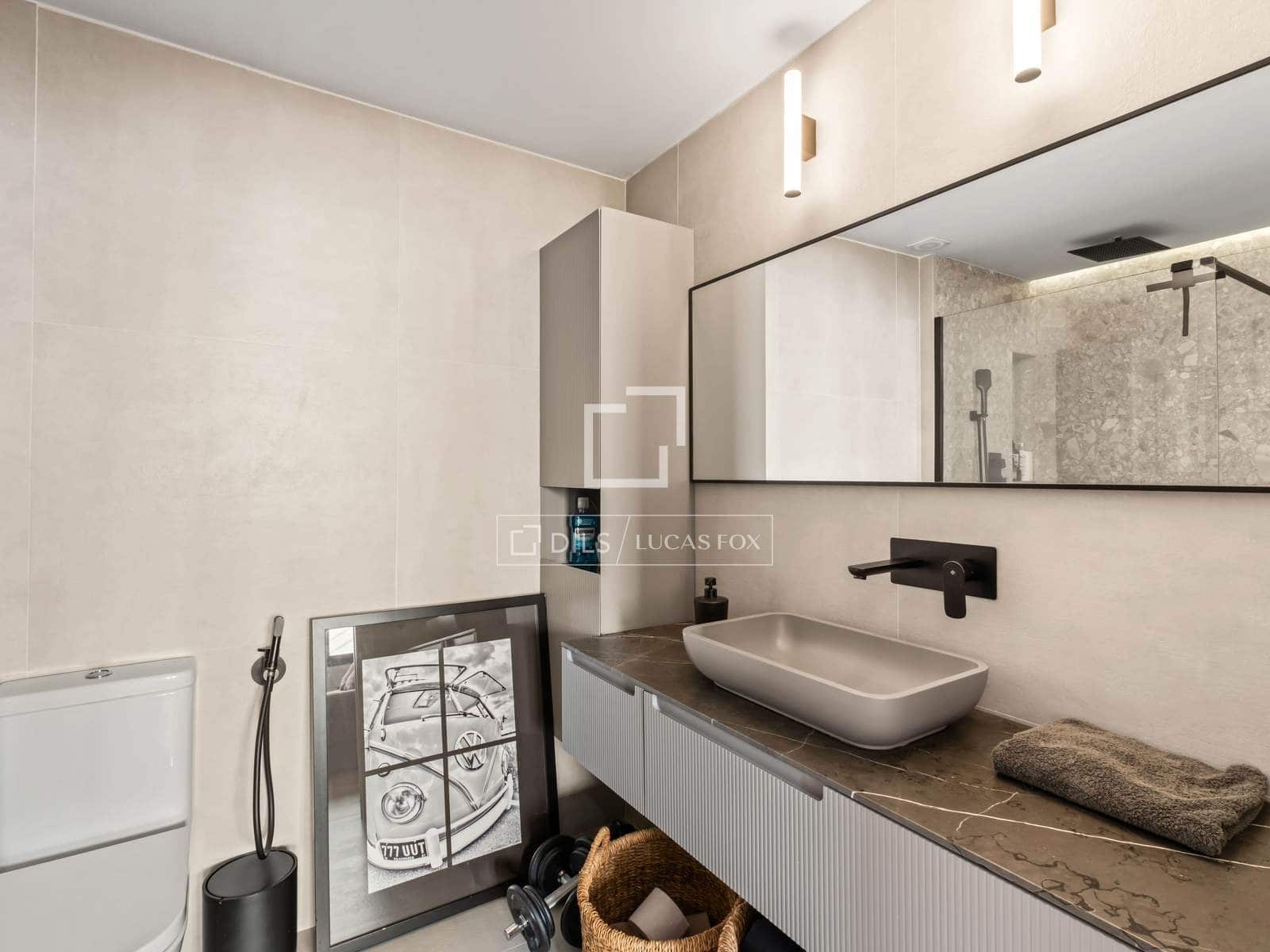 4 bedroom Apartment for sale in Alicante / Alacant city with garage - € 680,000 (Ref: 9558890)