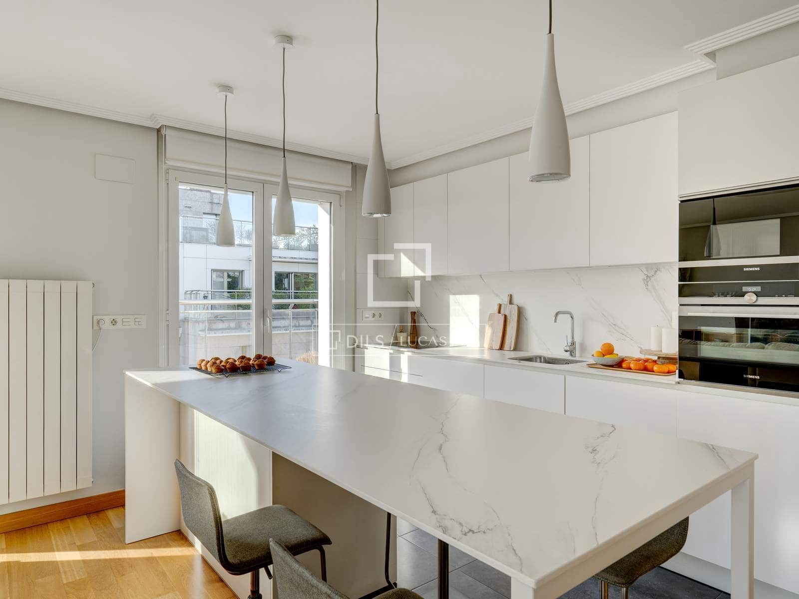 3 soveværelse Lejlighed til salg i Donostia-San Sebastian med swimmingpool garage - € 1.490.000 (Ref: 9559155)