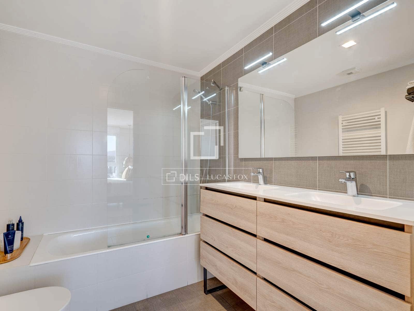 3 soveværelse Lejlighed til salg i Donostia-San Sebastian med swimmingpool garage - € 1.490.000 (Ref: 9559155)