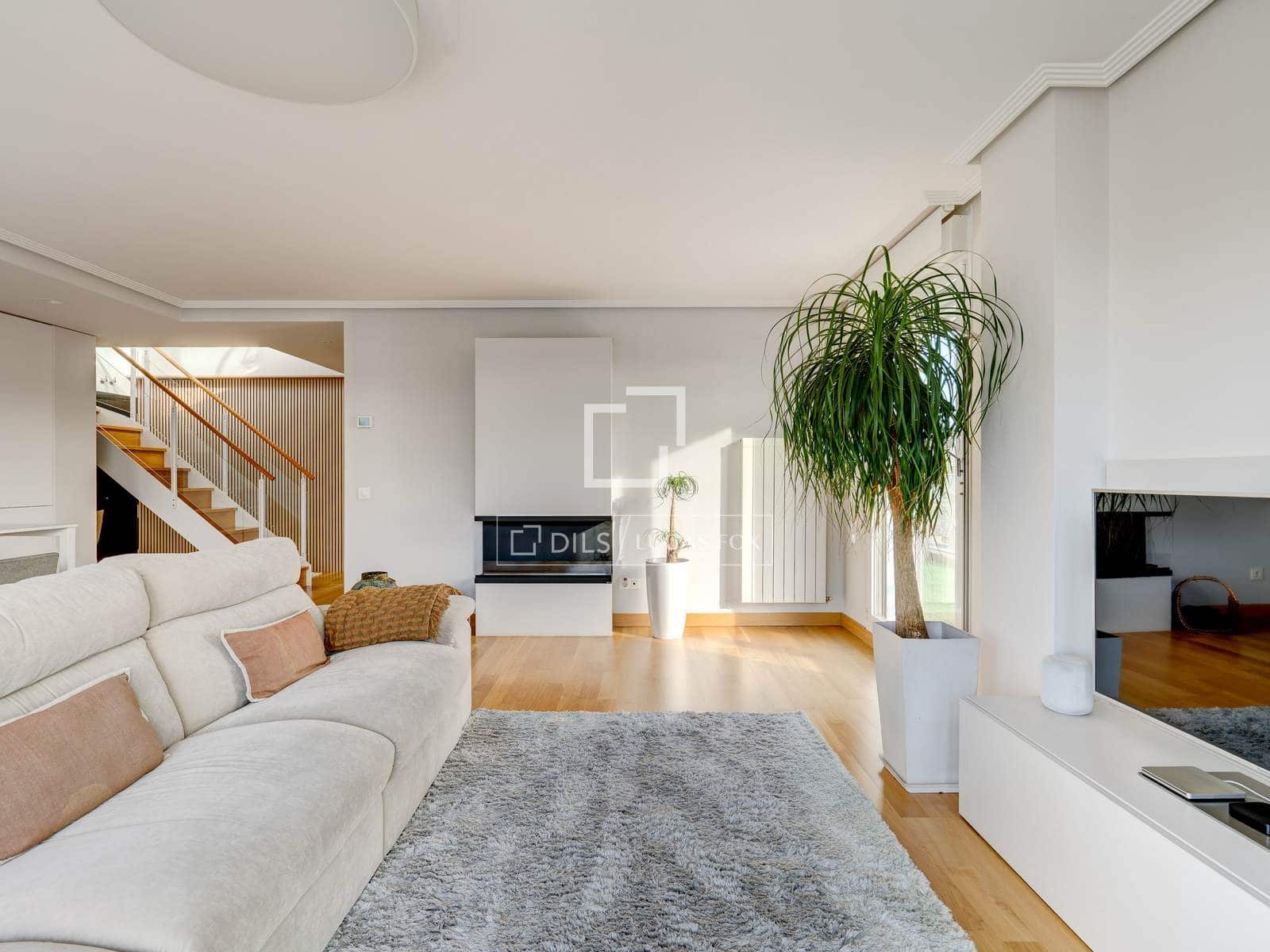 3 soveværelse Lejlighed til salg i Donostia-San Sebastian med swimmingpool garage - € 1.490.000 (Ref: 9559155)