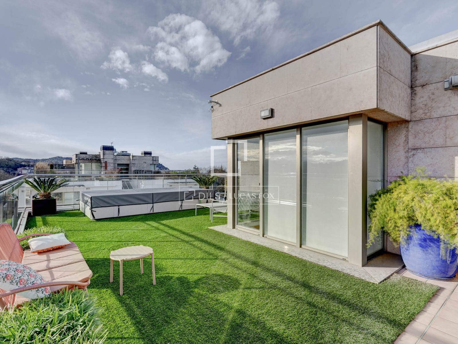 3 soveværelse Lejlighed til salg i Donostia-San Sebastian med swimmingpool garage - € 1.490.000 (Ref: 9559155)