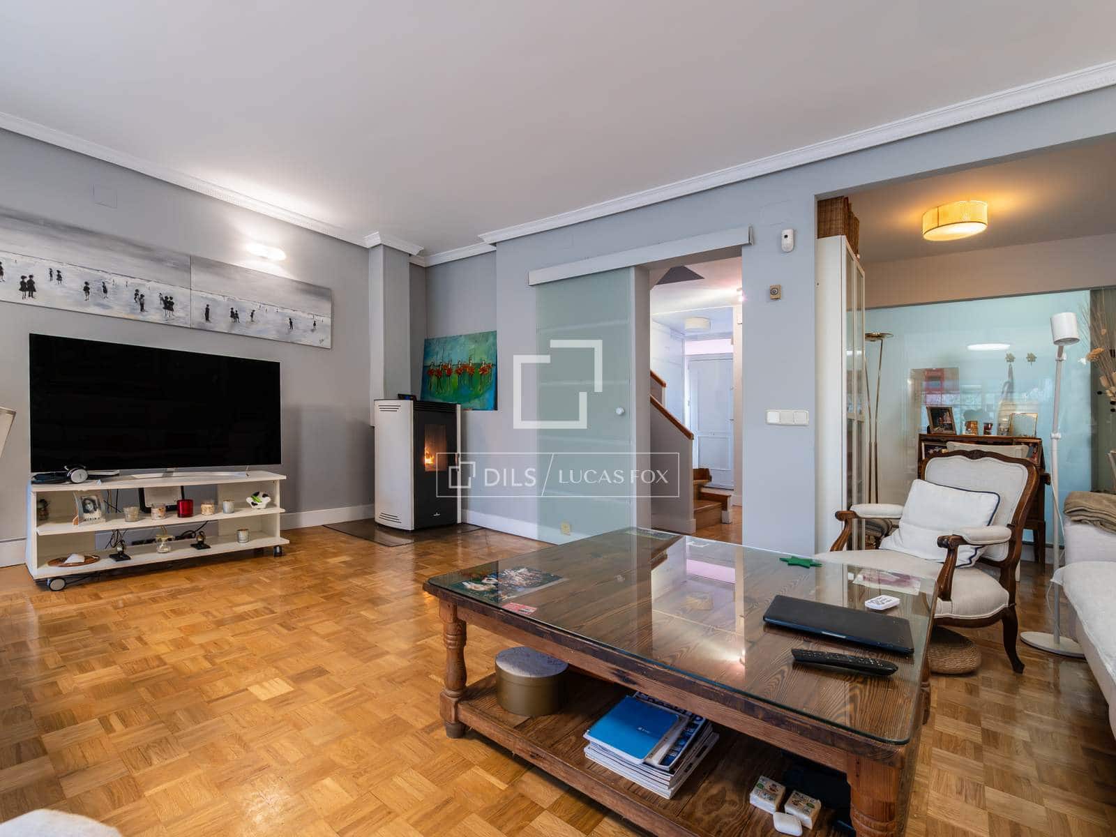 2 soveværelse Villa til salg i Alcobendas med swimmingpool garage - € 1.300.000 (Ref: 9559809)