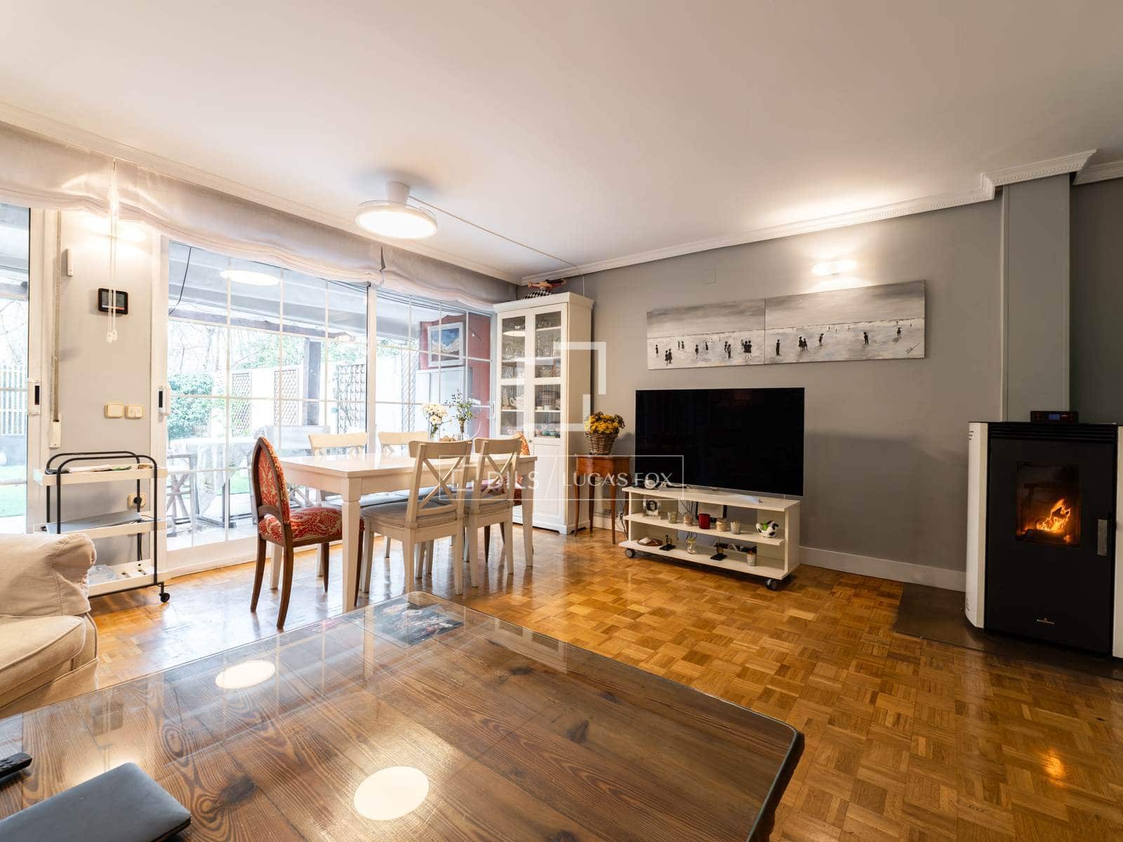 2 soveværelse Villa til salg i Alcobendas med swimmingpool garage - € 1.300.000 (Ref: 9559809)