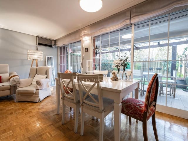 2 soveværelse Villa til salg i Alcobendas med swimmingpool garage - € 1.300.000 (Ref: 9559809)