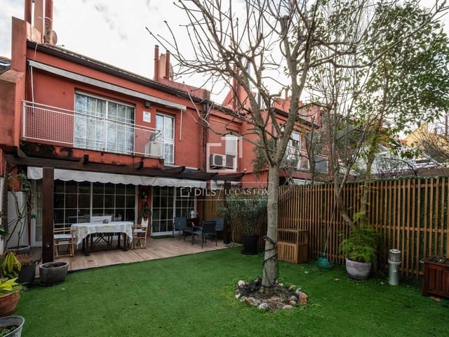 2 soveværelse Villa til salg i Alcobendas med swimmingpool garage - € 1.300.000 (Ref: 9559809)