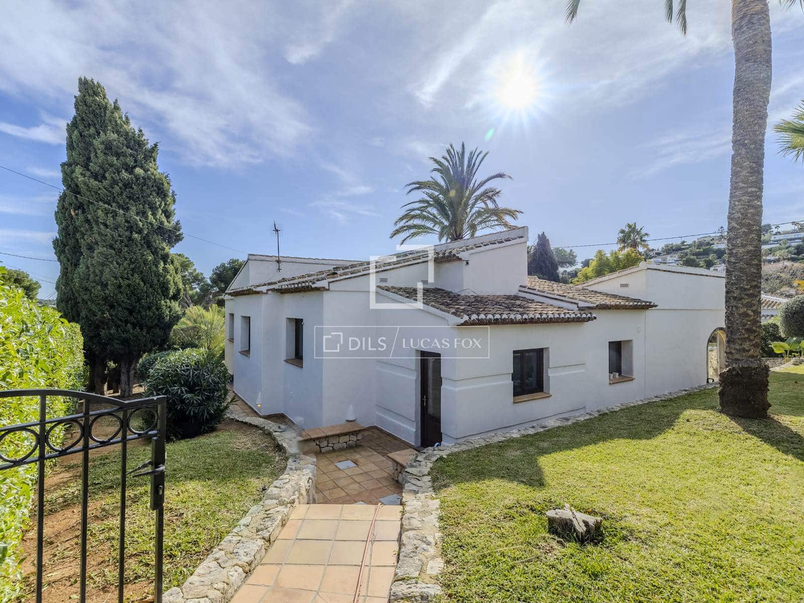 3 soveværelse Villa til salg i Javea / Xabia med swimmingpool garage - € 860.000 (Ref: 9560682)