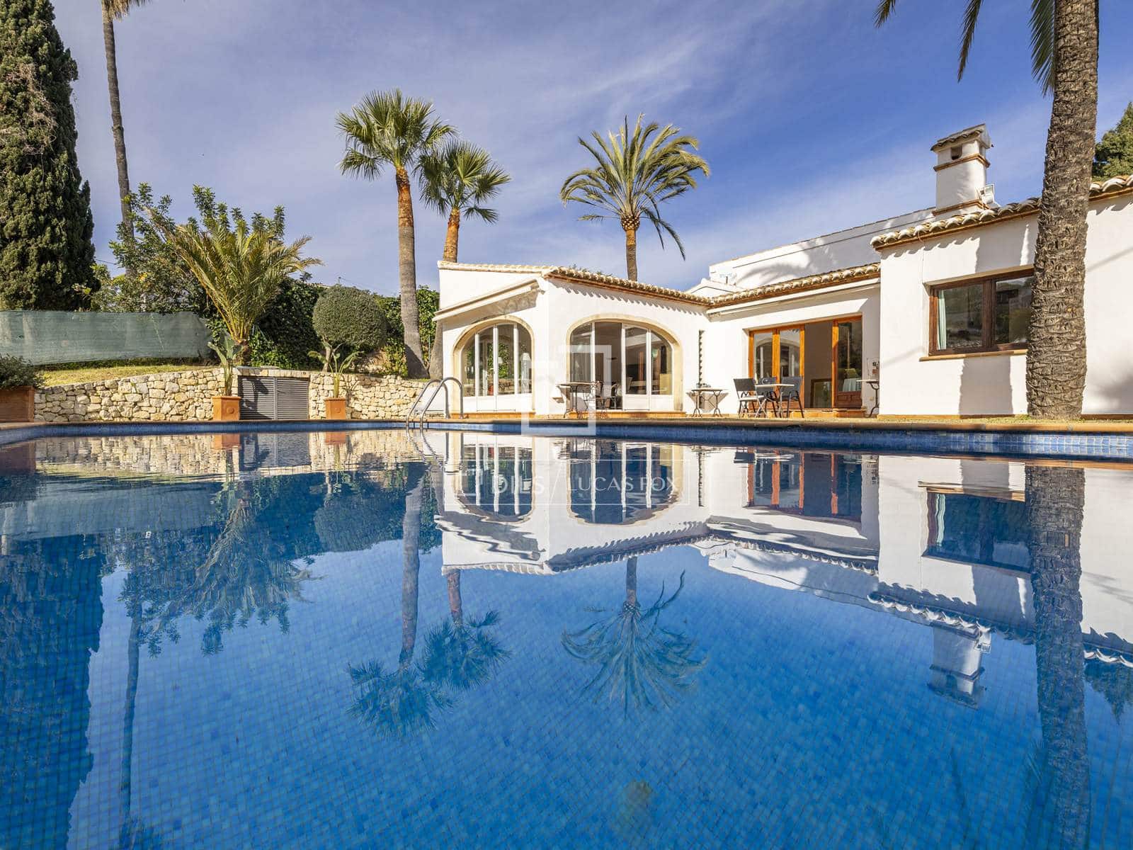 3 soveværelse Villa til salg i Javea / Xabia med swimmingpool garage - € 860.000 (Ref: 9560682)