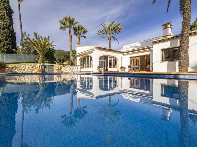 3 soveværelse Villa til salg i Javea / Xàbia med swimmingpool garage - € 860.000 (Ref: 9560682)