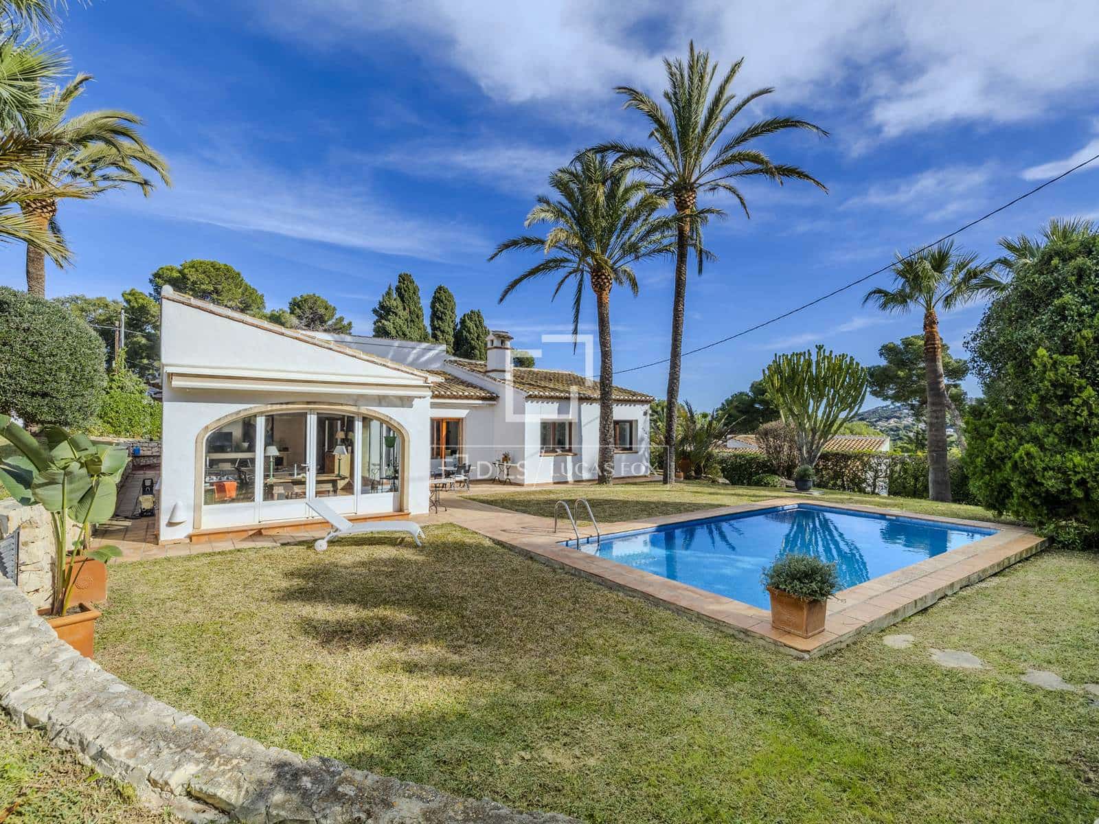 3 soveværelse Villa til salg i Javea / Xabia med swimmingpool garage - € 860.000 (Ref: 9560682)