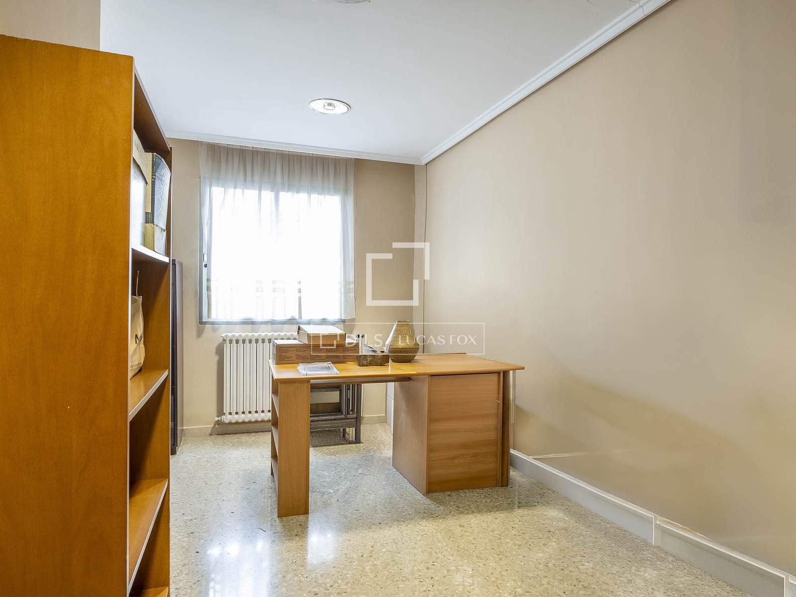 8 Zimmer Büro zu verkaufen in Valencia Stadt mit Garage - 530.000 € (Ref: 9562186)