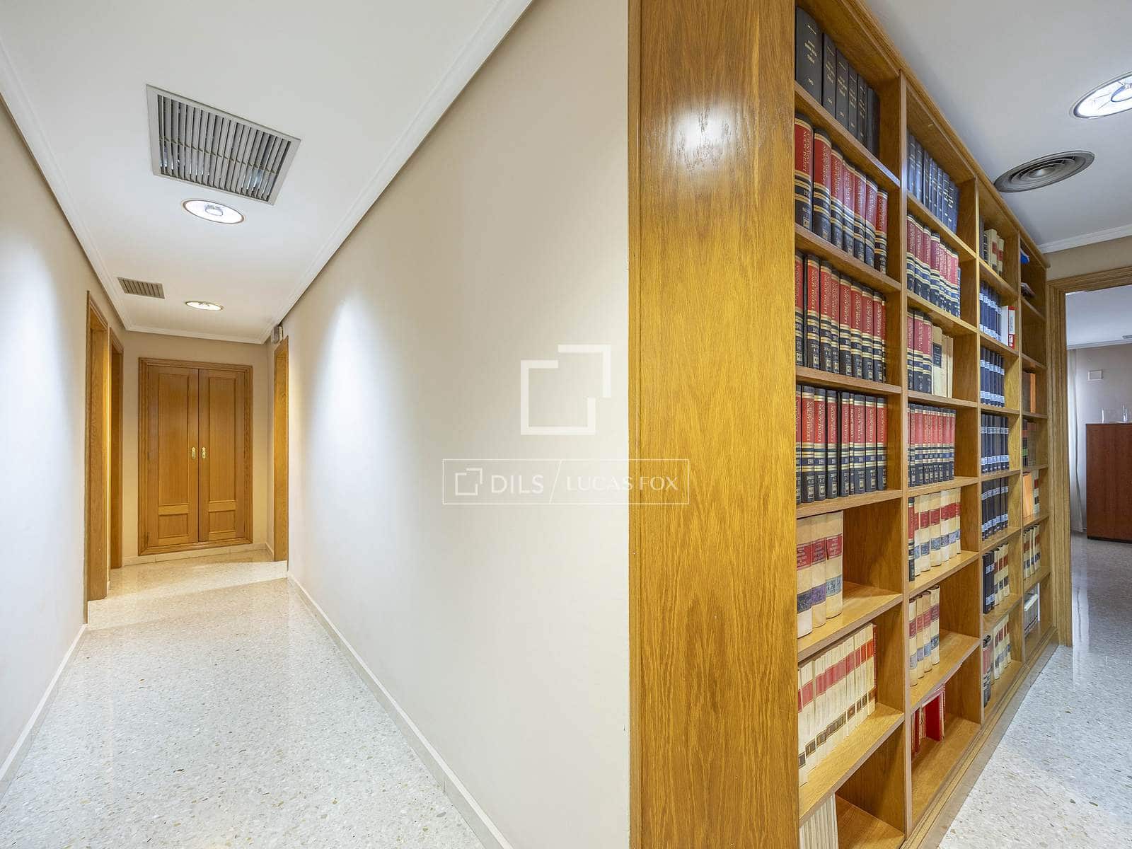 8 Zimmer Büro zu verkaufen in Valencia Stadt mit Garage - 530.000 € (Ref: 9562186)