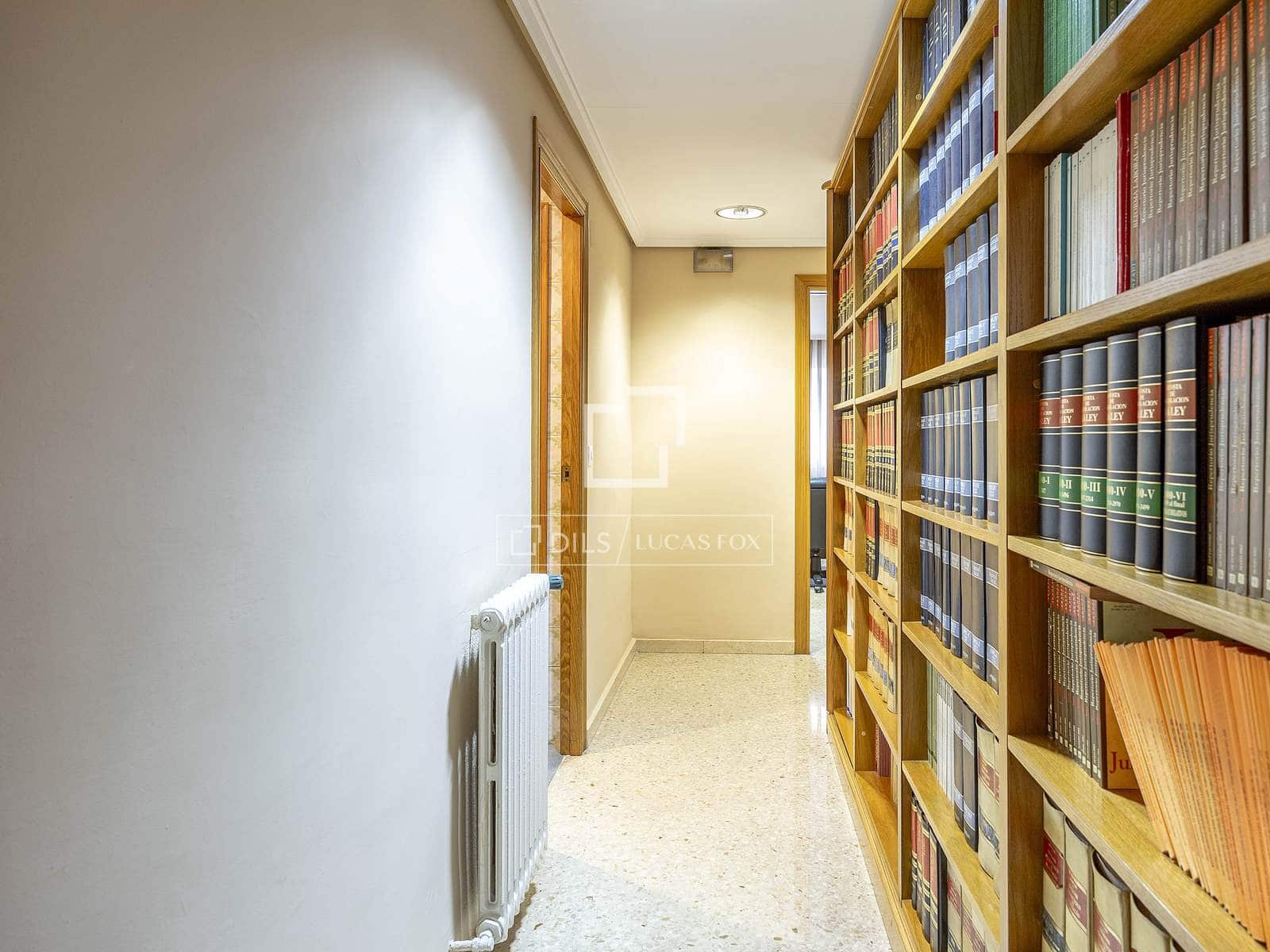 8 Zimmer Büro zu verkaufen in Valencia Stadt mit Garage - 530.000 € (Ref: 9562186)