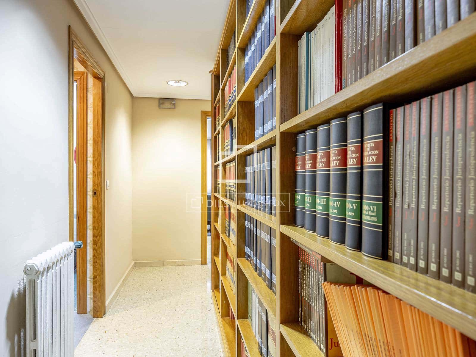 8 Zimmer Büro zu verkaufen in Valencia Stadt mit Garage - 530.000 € (Ref: 9562186)