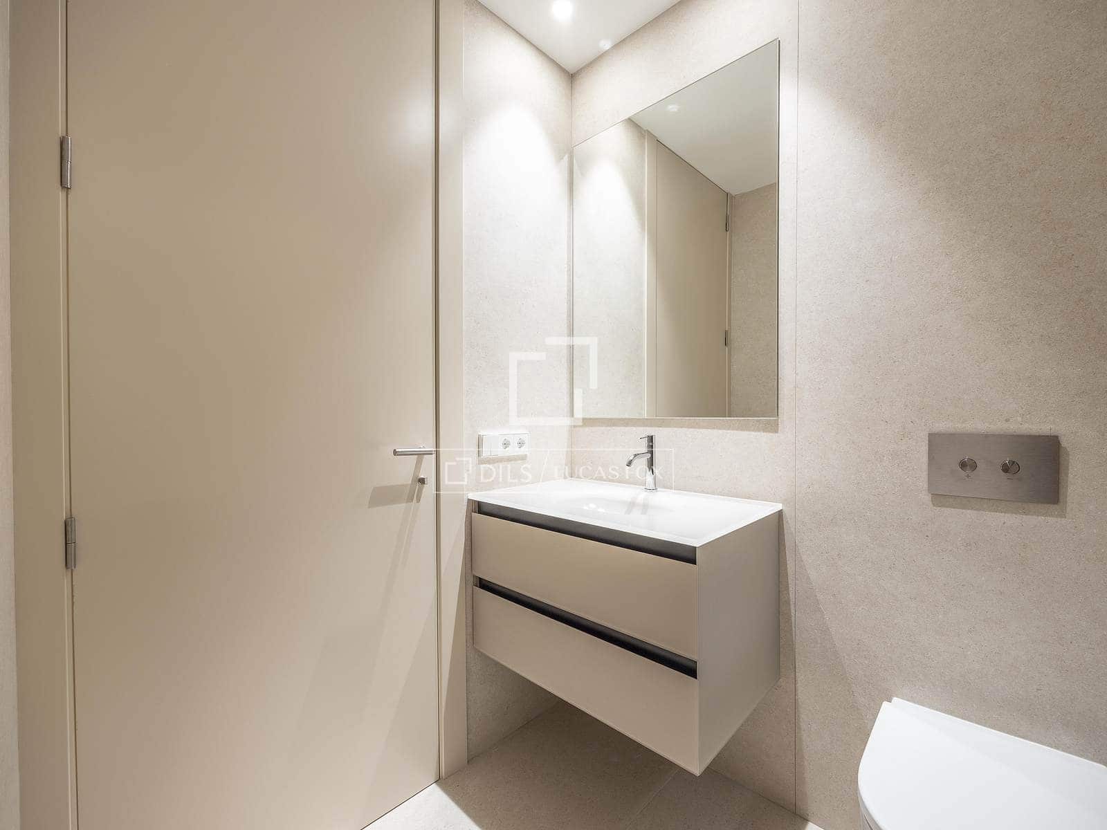 3 makuuhuone Huoneisto myytävänä paikassa Valencia kaupunki - 1 350 000 € (Ref: 9562187)