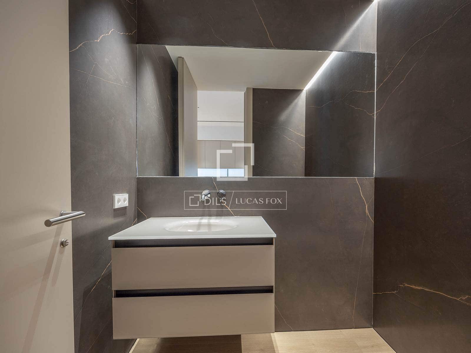 3 makuuhuone Huoneisto myytävänä paikassa Valencia kaupunki - 1 350 000 € (Ref: 9562187)