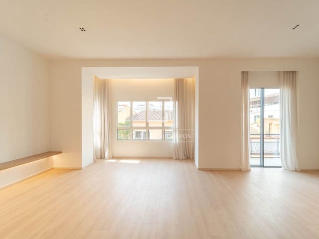 3 soveværelse Lejlighed til salg i Valencia by - € 1.275.000 (Ref: 9562187)