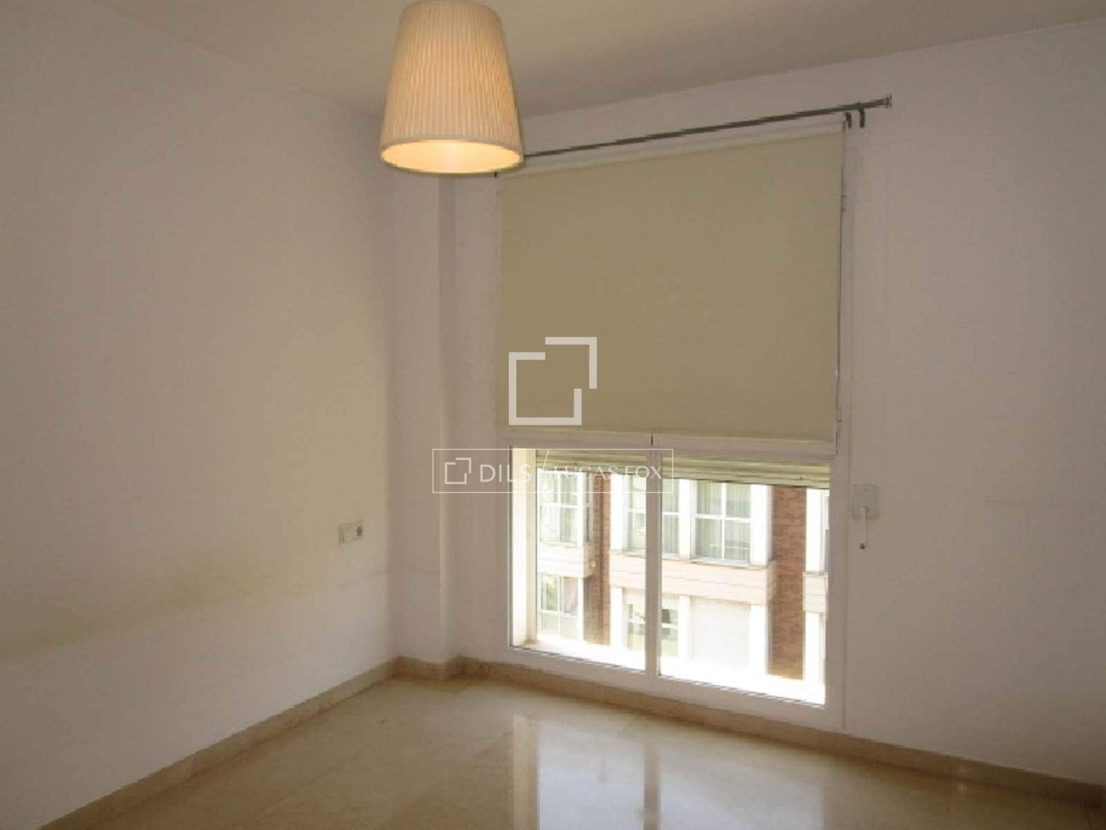 4 sypialnia Apartament do wynajęcia w Miasto Walencja z garażem - 1 800 € (Ref: 9562547)