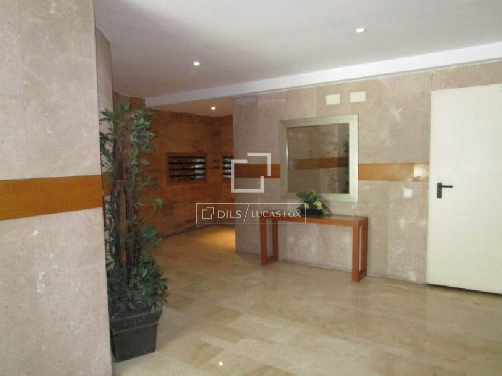 4 sypialnia Apartament do wynajęcia w Miasto Walencja z garażem - 1 800 € (Ref: 9562547)