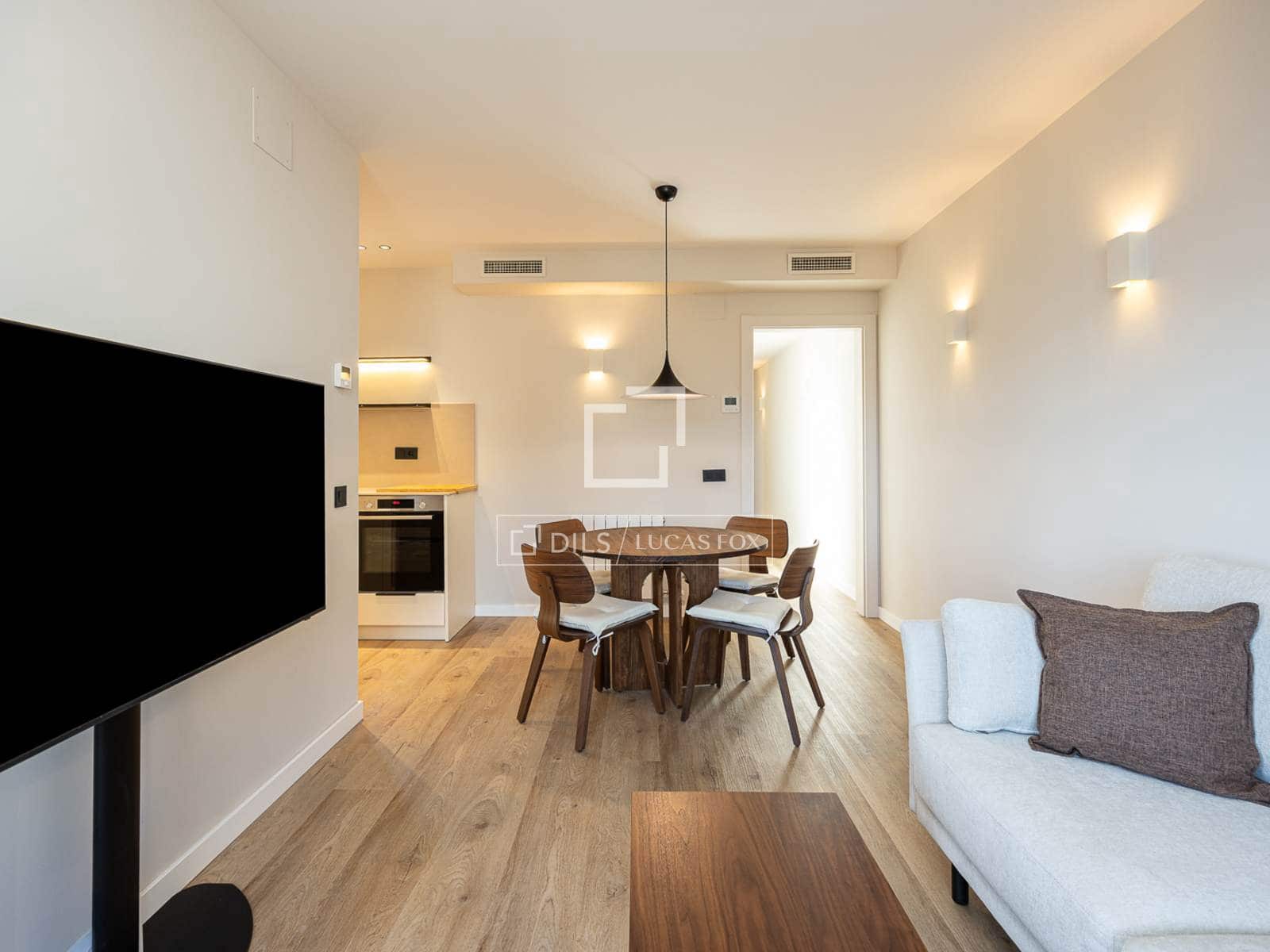 2 bedroom Apartment for rent in Barcelona city - € 3,000 (Ref: 9563705)