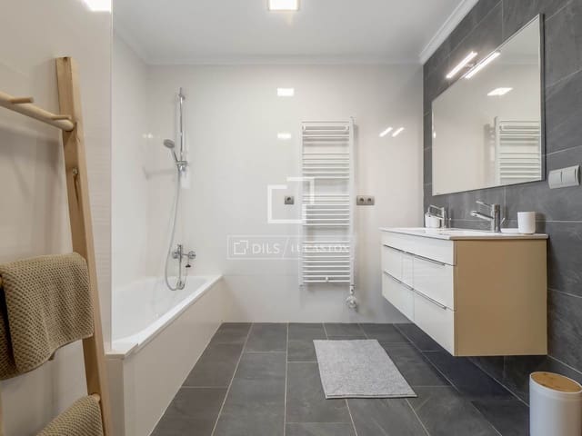 5 soveværelse Villa til salg i Javea / Xàbia med swimmingpool garage - € 995.000 (Ref: 9563920)