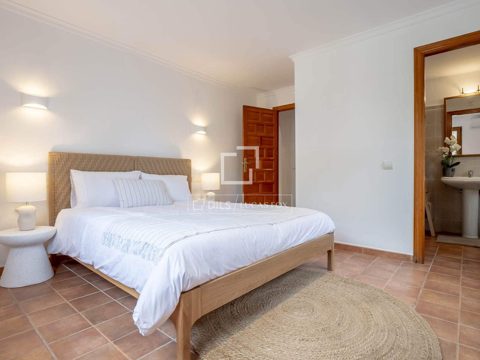 5 soveværelse Villa til salg i Javea / Xabia med swimmingpool garage - € 995.000 (Ref: 9563920)