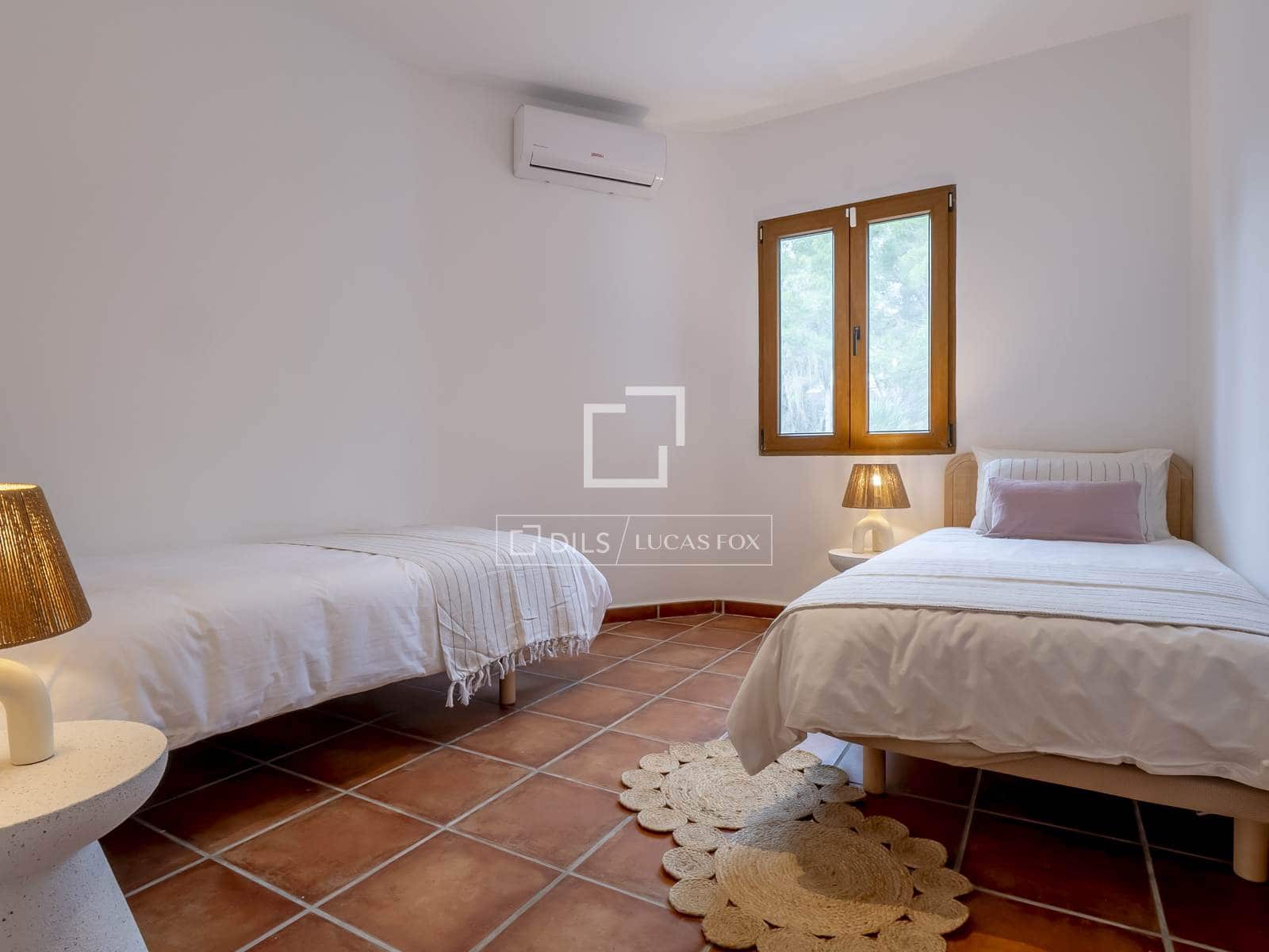 5 soveværelse Villa til salg i Javea / Xabia med swimmingpool garage - € 995.000 (Ref: 9563920)