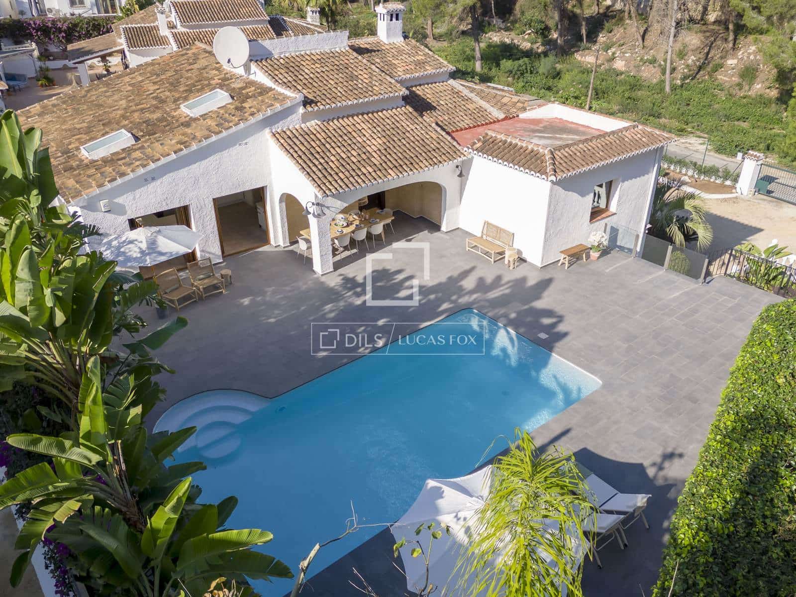 5 soveværelse Villa til salg i Javea / Xabia med swimmingpool garage - € 995.000 (Ref: 9563920)