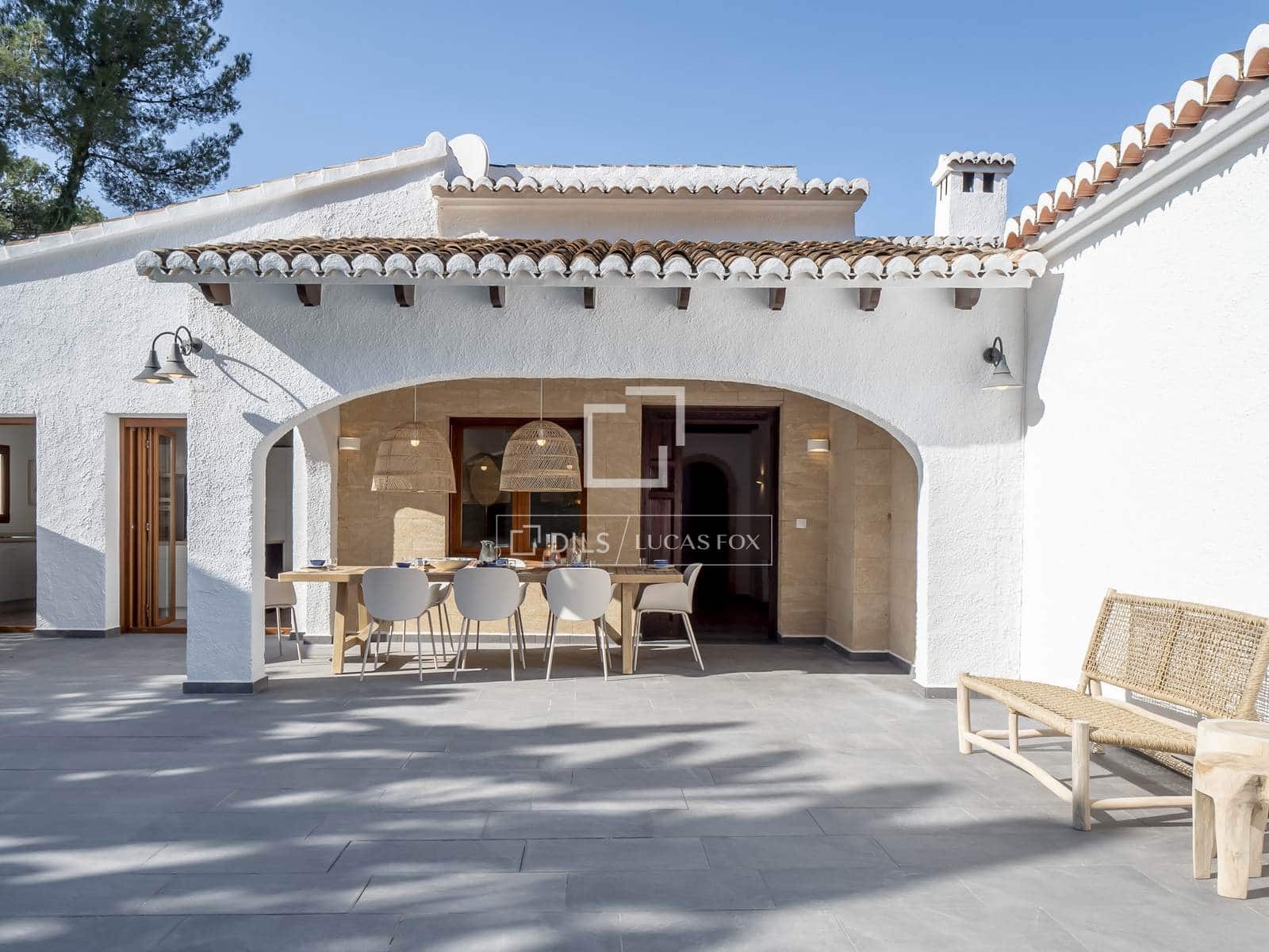5 soveværelse Villa til salg i Javea / Xabia med swimmingpool garage - € 995.000 (Ref: 9563920)