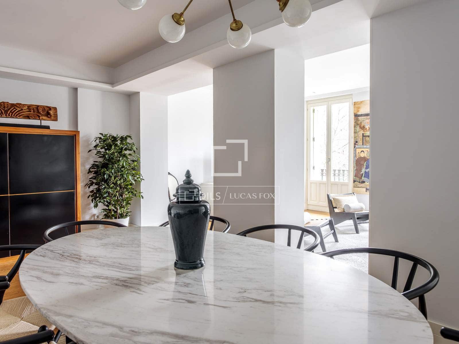 Appartement de 2 chambres à louer à Madrid ville - 3 650 € (Ref: 9565493)