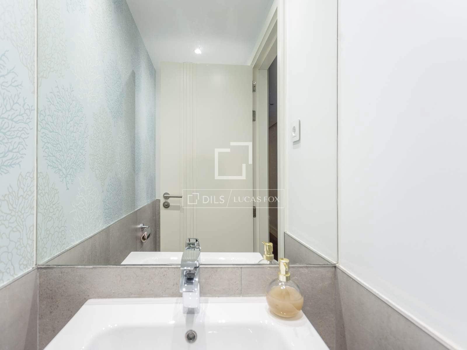 Appartement de 2 chambres à louer à Madrid ville - 3 650 € (Ref: 9565493)