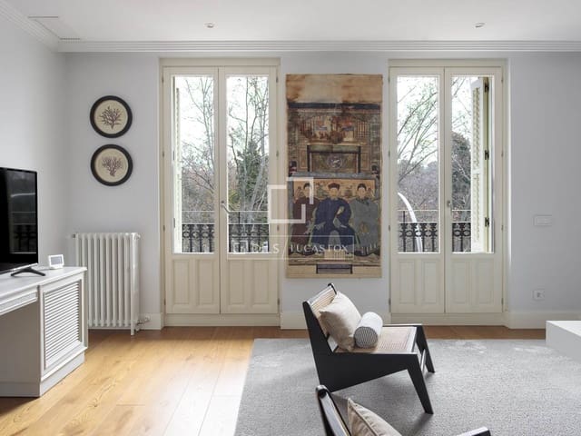 Appartement de 2 chambres à louer à Madrid ville - 3 650 € (Ref: 9565493)