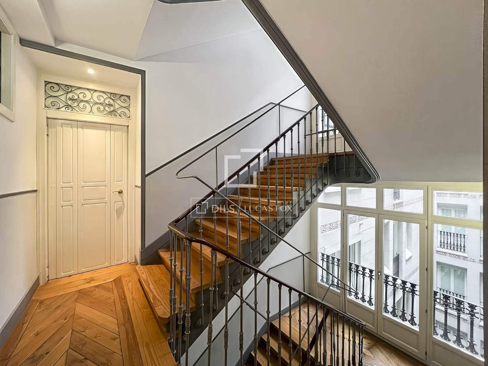 Appartement de 2 chambres à louer à Madrid ville - 3 650 € (Ref: 9565493)