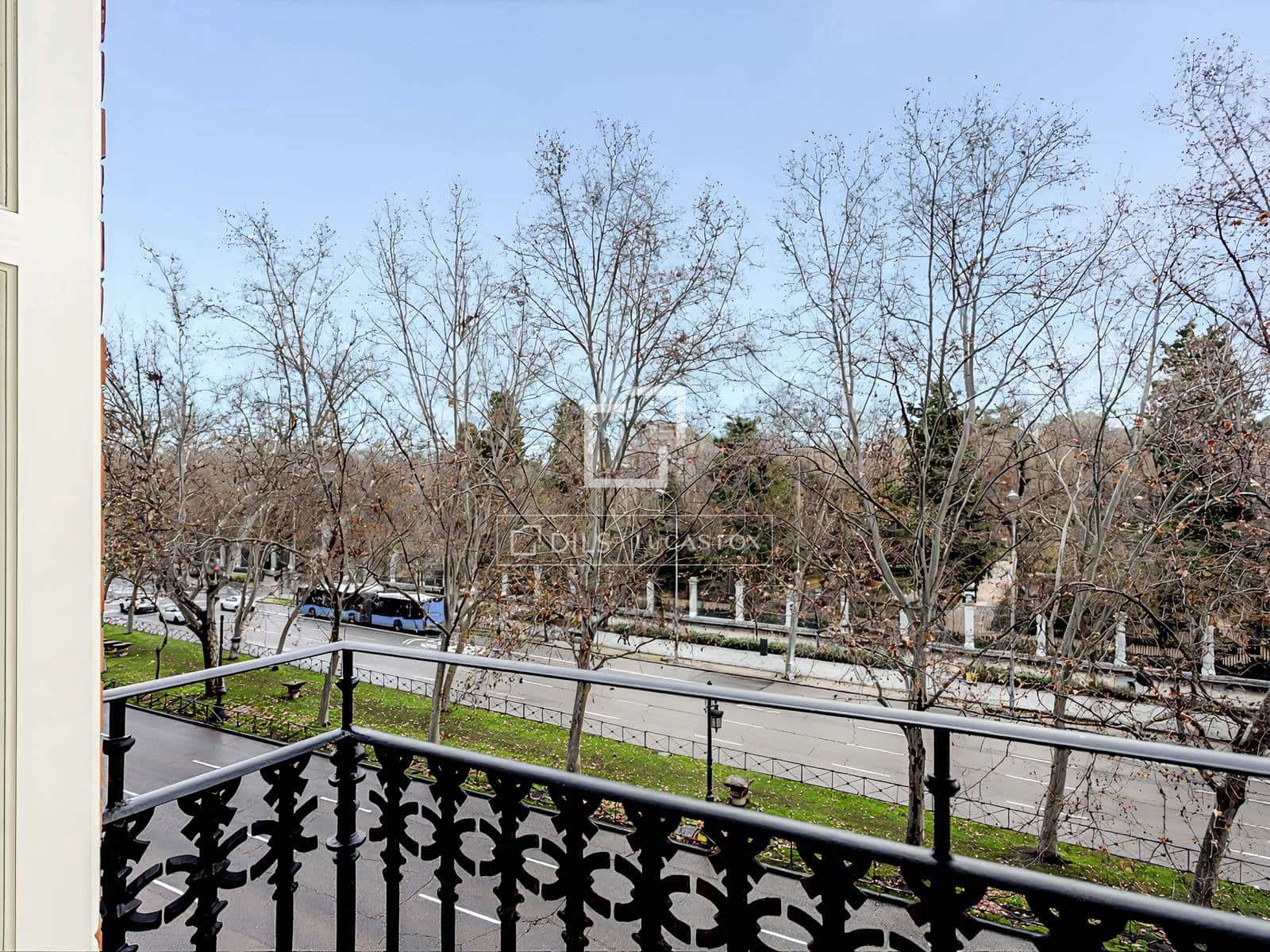 Appartement de 2 chambres à louer à Madrid ville - 3 650 € (Ref: 9565493)