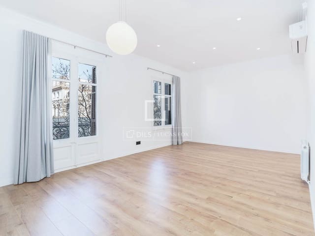 3 bedroom Apartment for sale in Barcelona city - € 890,000 (Ref: 9565495)