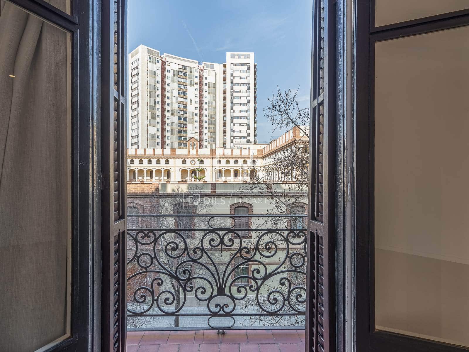 3 sypialnia Apartament na sprzedaż w Miasto Barcelona - 890 000 € (Ref: 9565495)