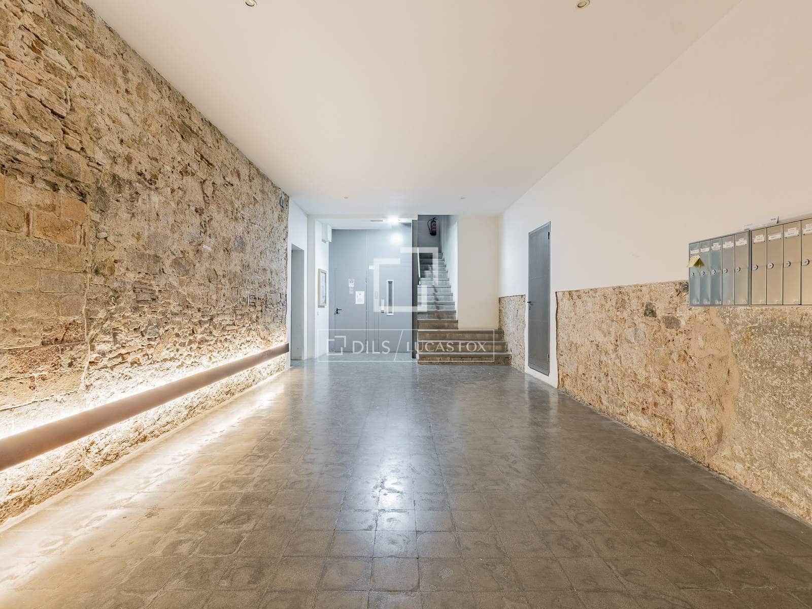 2 Zimmer Apartment zu verkaufen in Barcelona Stadt - 699.000 € (Ref: 9565497)