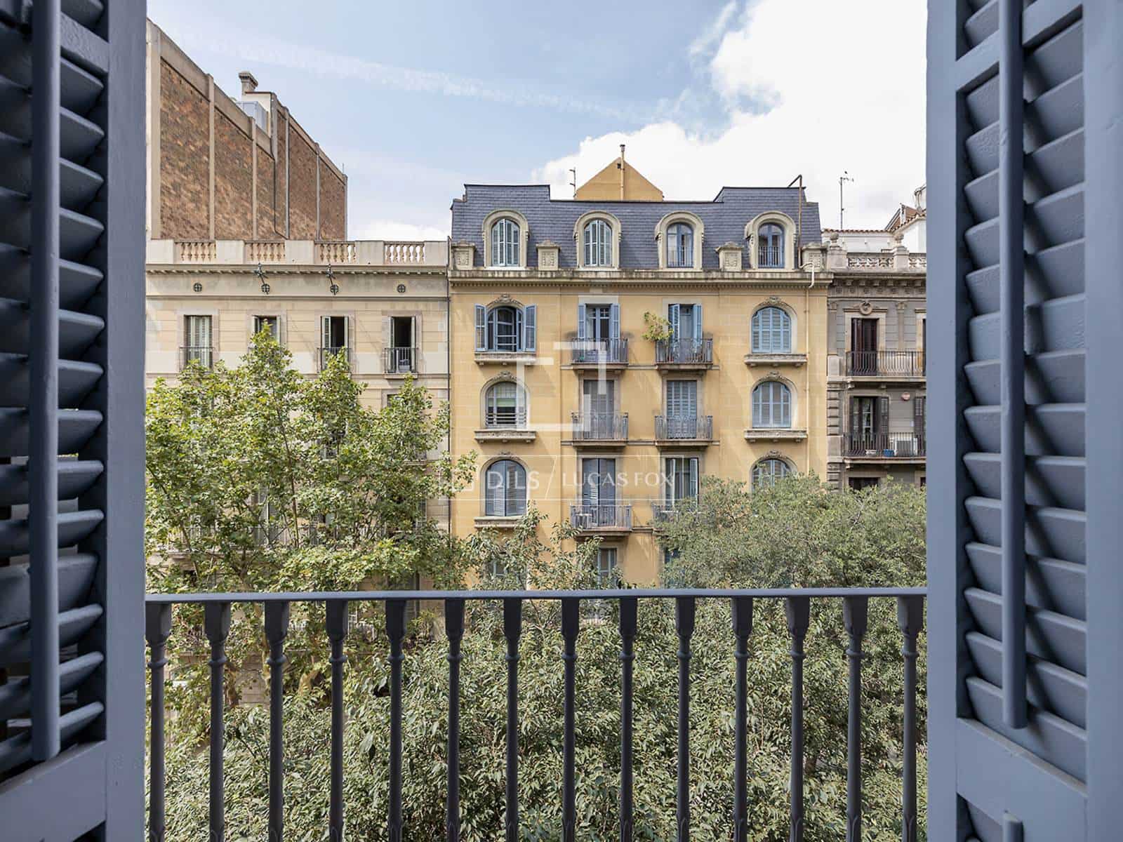 3 soveværelse Lejlighed til leje i Barcelona by - € 4.000 (Ref: 9565827)