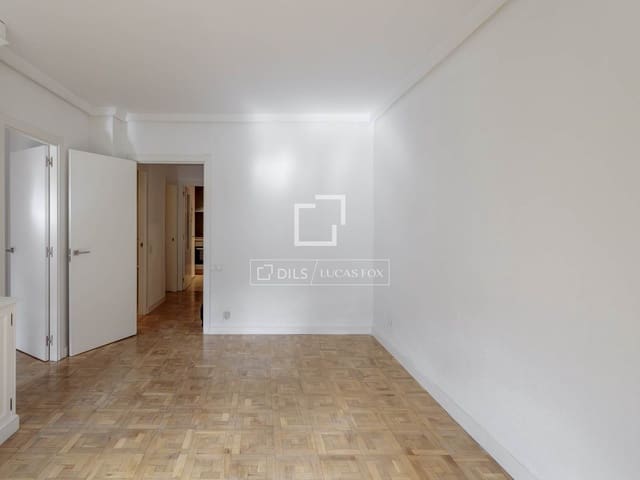 2 quarto Apartamento para arrendar em Madrid cidade com piscina garagem - 1 600 € (Ref: 9565836)