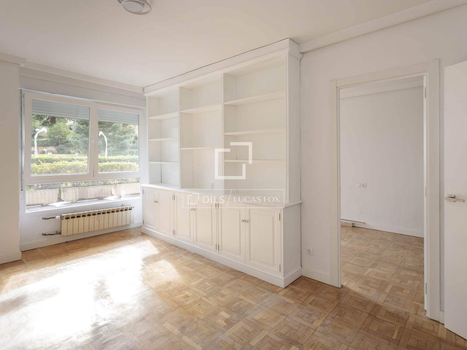 2 quarto Apartamento para arrendar em Madrid cidade com piscina garagem - 1 600 € (Ref: 9565836)