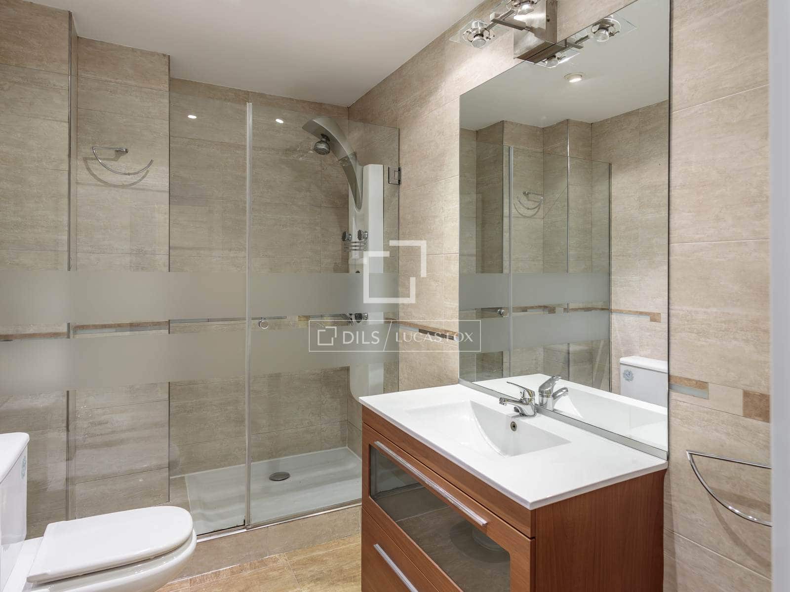 2 quarto Apartamento para arrendar em Madrid cidade com piscina garagem - 1 600 € (Ref: 9565836)