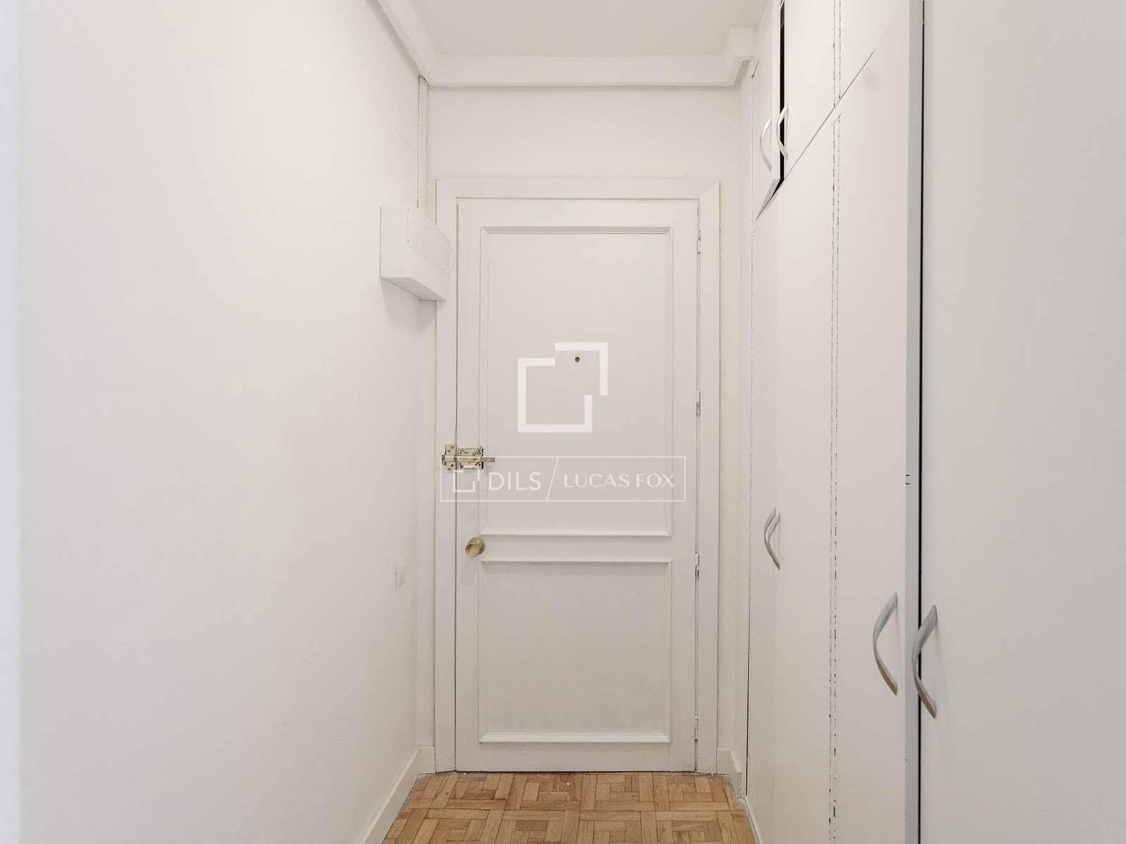 2 quarto Apartamento para arrendar em Madrid cidade com piscina garagem - 1 600 € (Ref: 9565836)