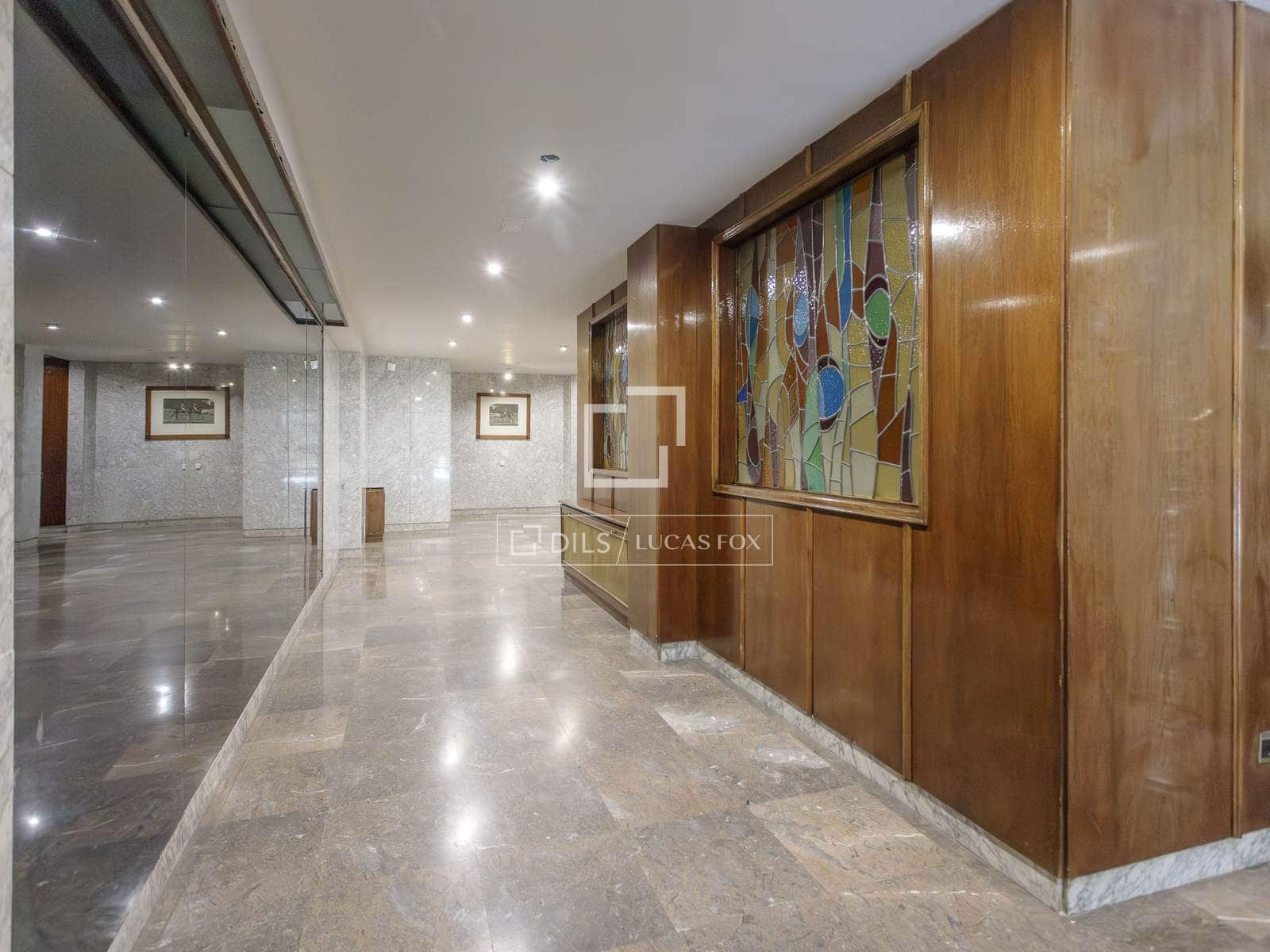 2 quarto Apartamento para arrendar em Madrid cidade com piscina garagem - 1 600 € (Ref: 9565836)