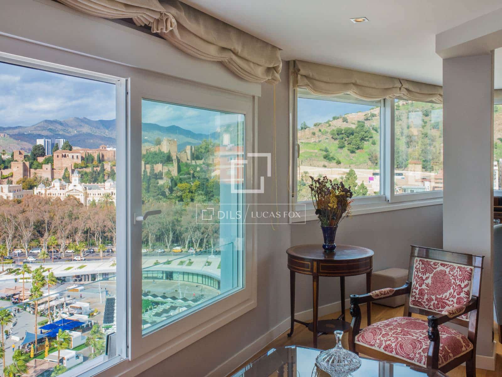 3 bedroom Apartment for rent in Malaga city with garage - € 5,000 (Ref: 9565837)