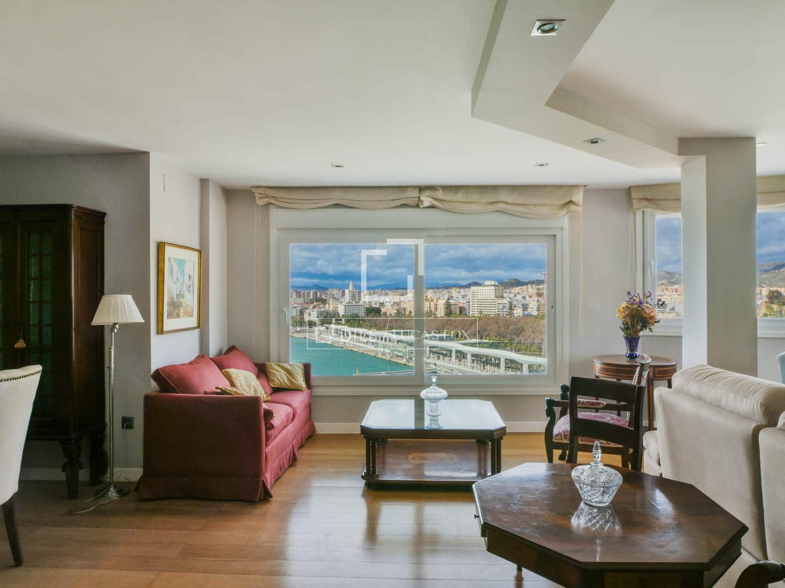 3 bedroom Apartment for rent in Malaga city with garage - € 5,000 (Ref: 9565837)