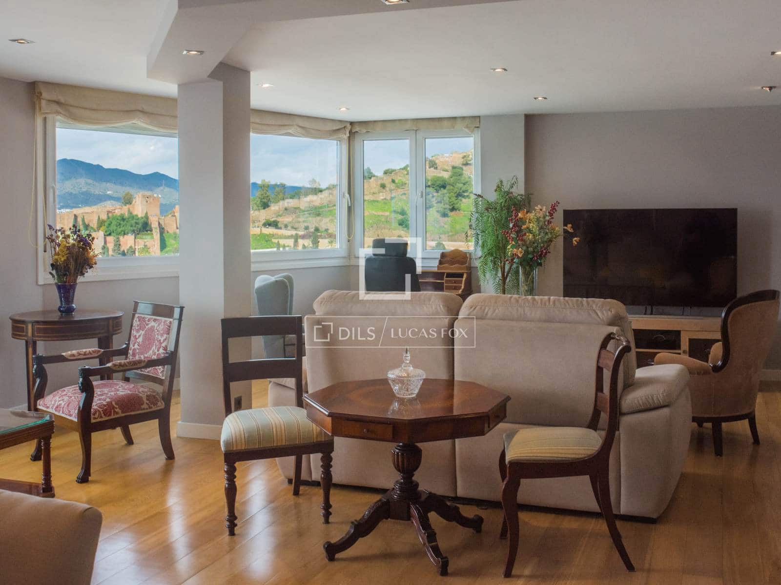 3 bedroom Apartment for rent in Malaga city with garage - € 5,000 (Ref: 9565837)