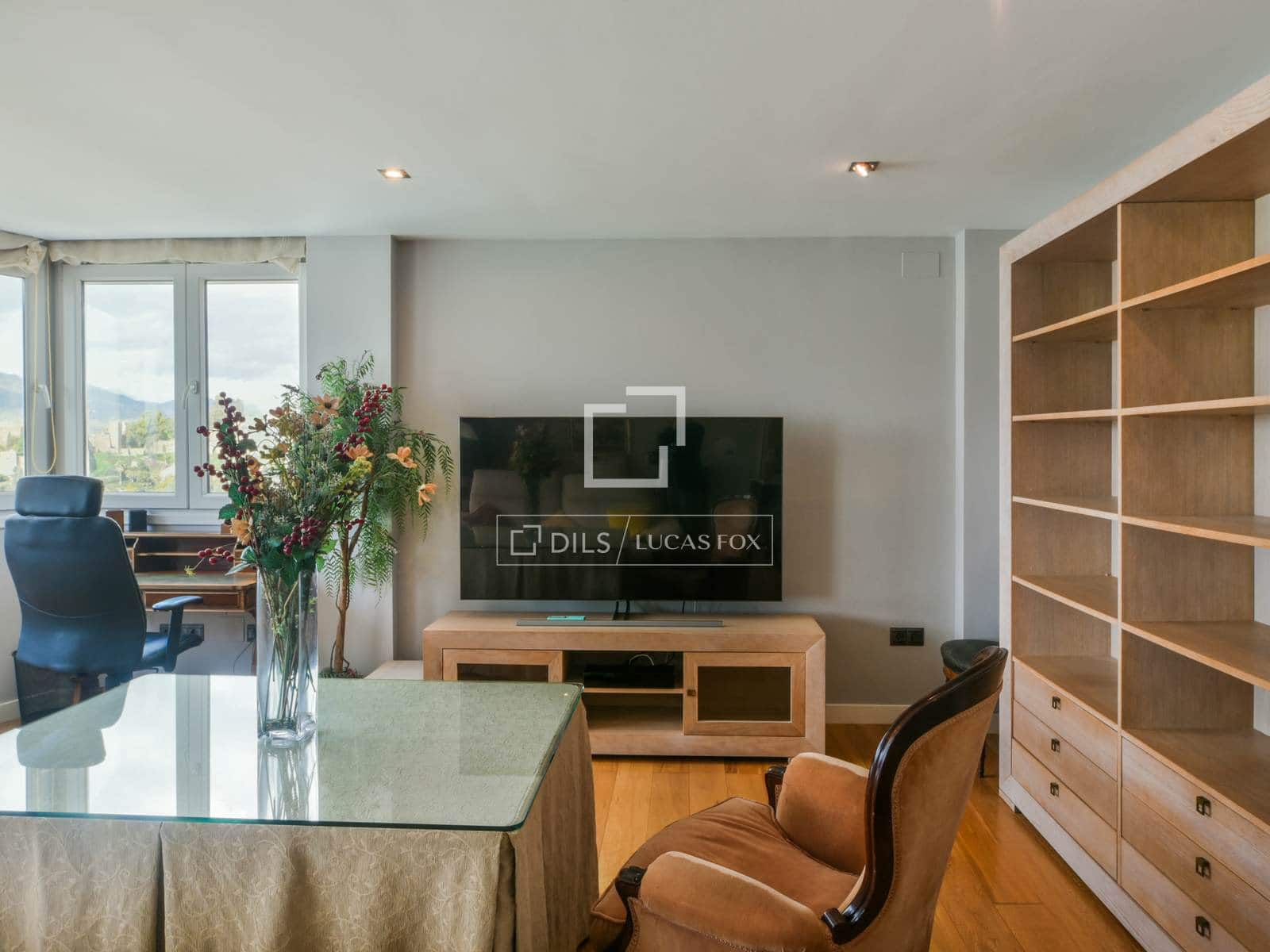 3 bedroom Apartment for rent in Malaga city with garage - € 5,000 (Ref: 9565837)