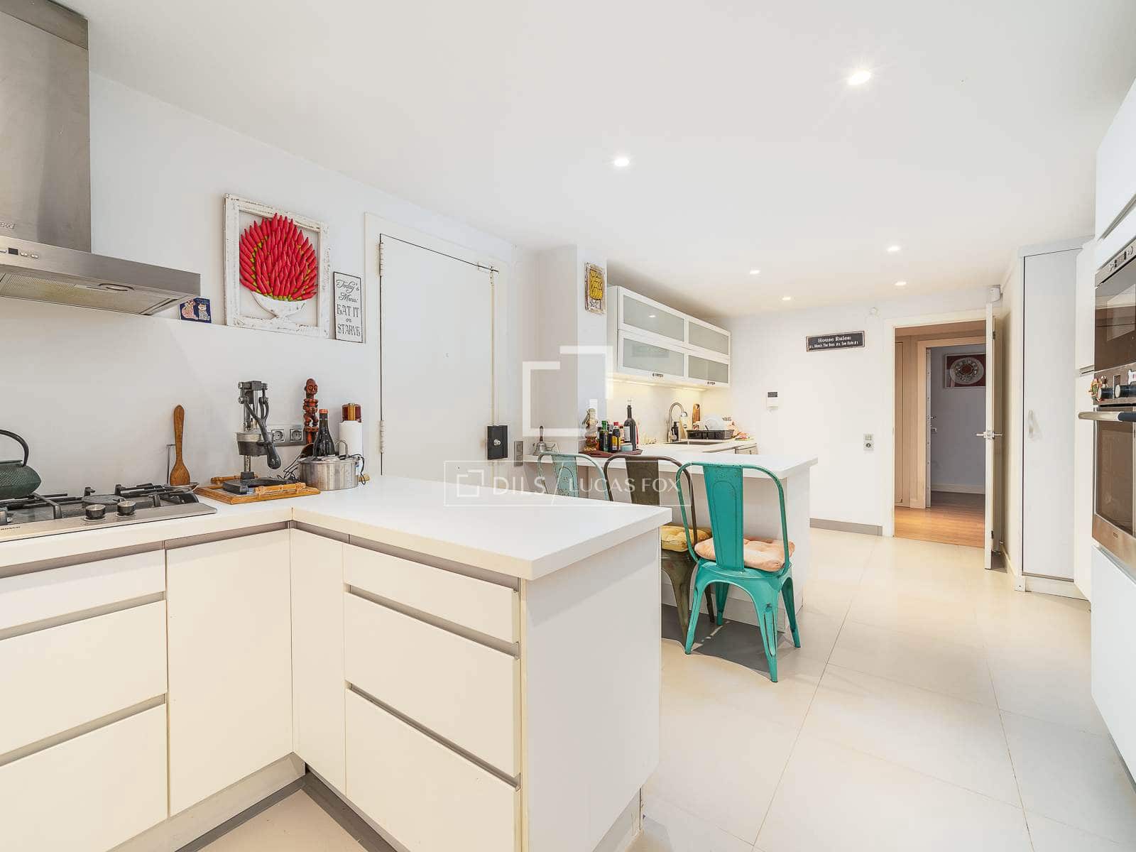 6 bedroom Apartment for sale in Barcelona city with garage - € 2,560,000 (Ref: 9565838)