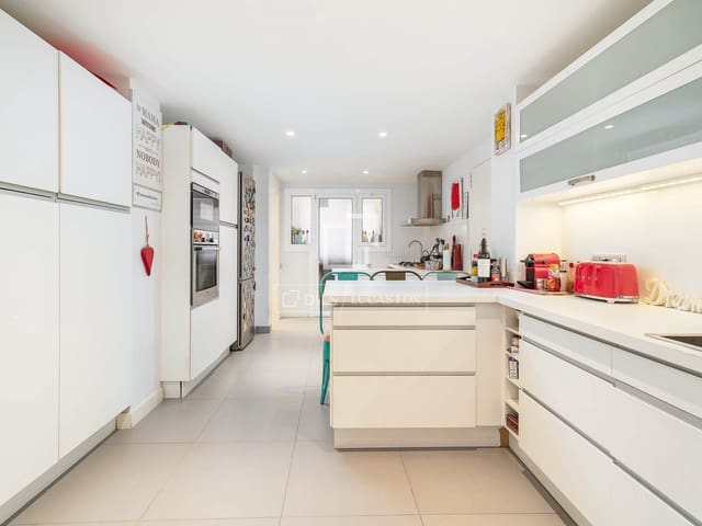 6 makuuhuone Huoneisto myytävänä paikassa Barcelona kaupunki mukana 
autotalli - 2 560 000 € (Ref: 9565838)